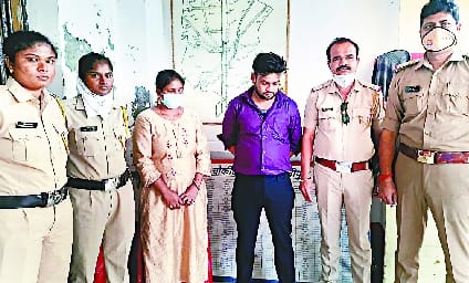 Siblings living in Bhojipura arrested by cheating crores in Maharashtra