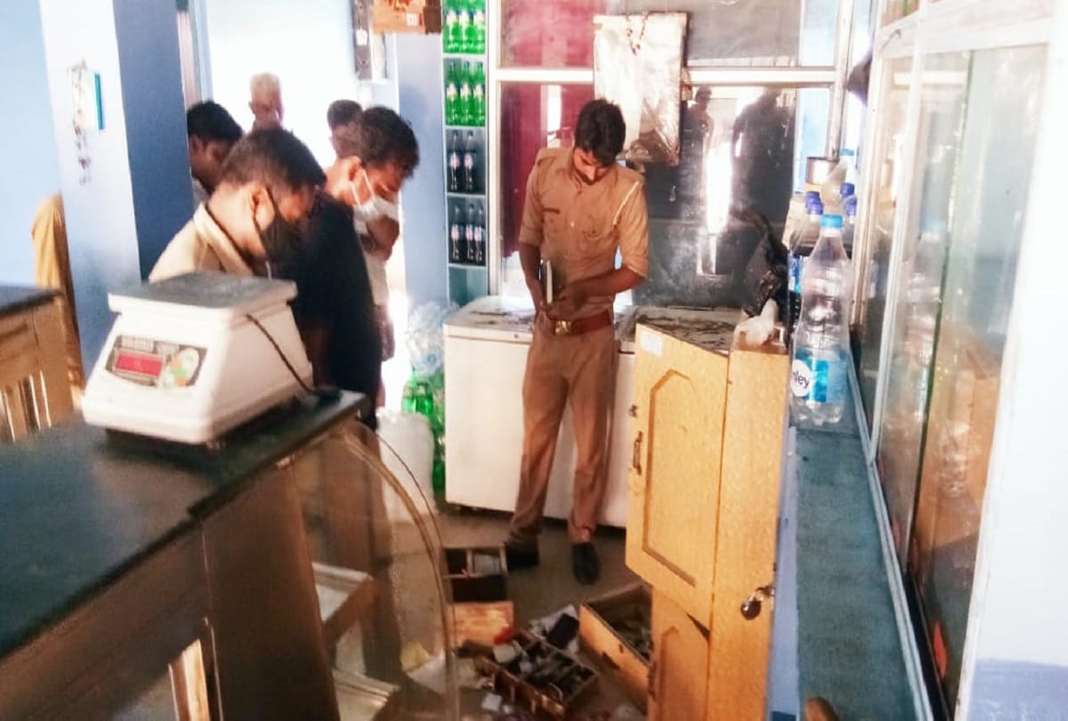 Thieves attack on sweet shop in ghazipur stolen food items including money
