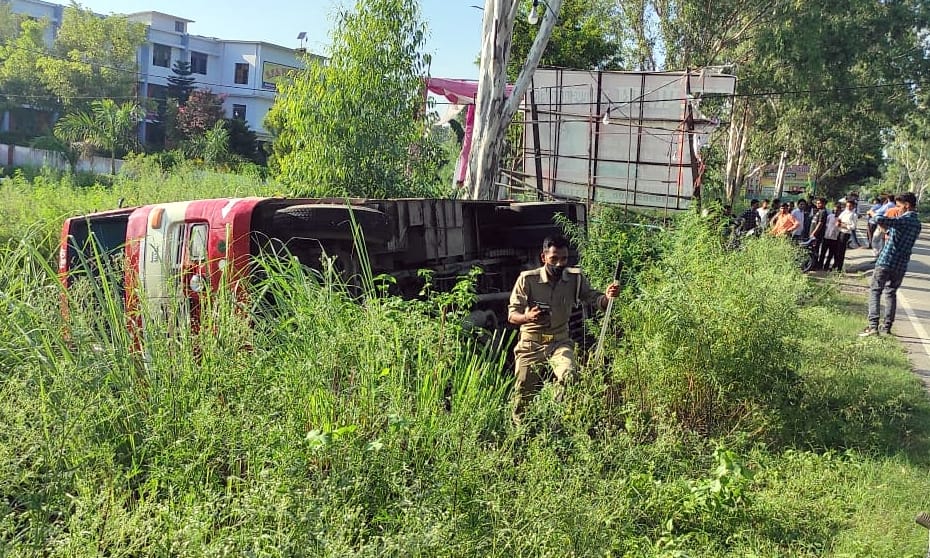 Roadways bus overturns, more than 12 passengers injured