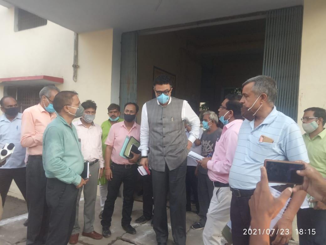 Up Board,ado,paper,centre,press club