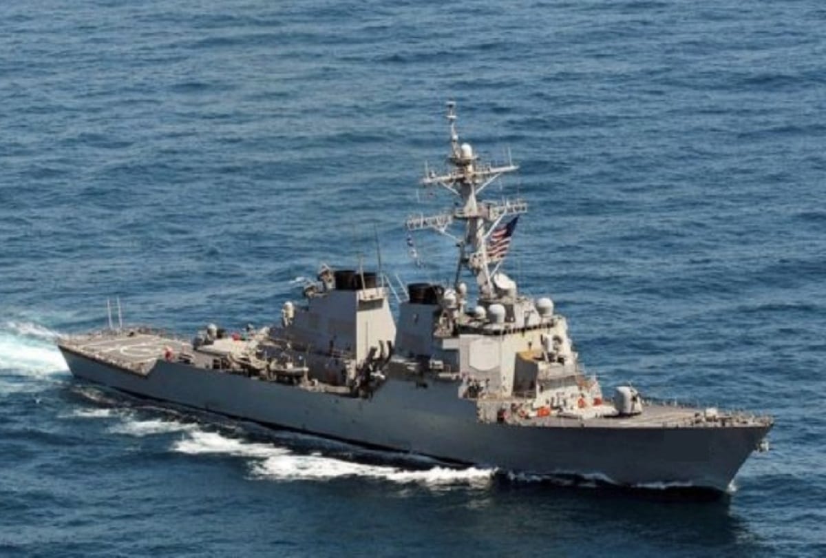 Japan warships fighter jet repulsed Chinese submarine