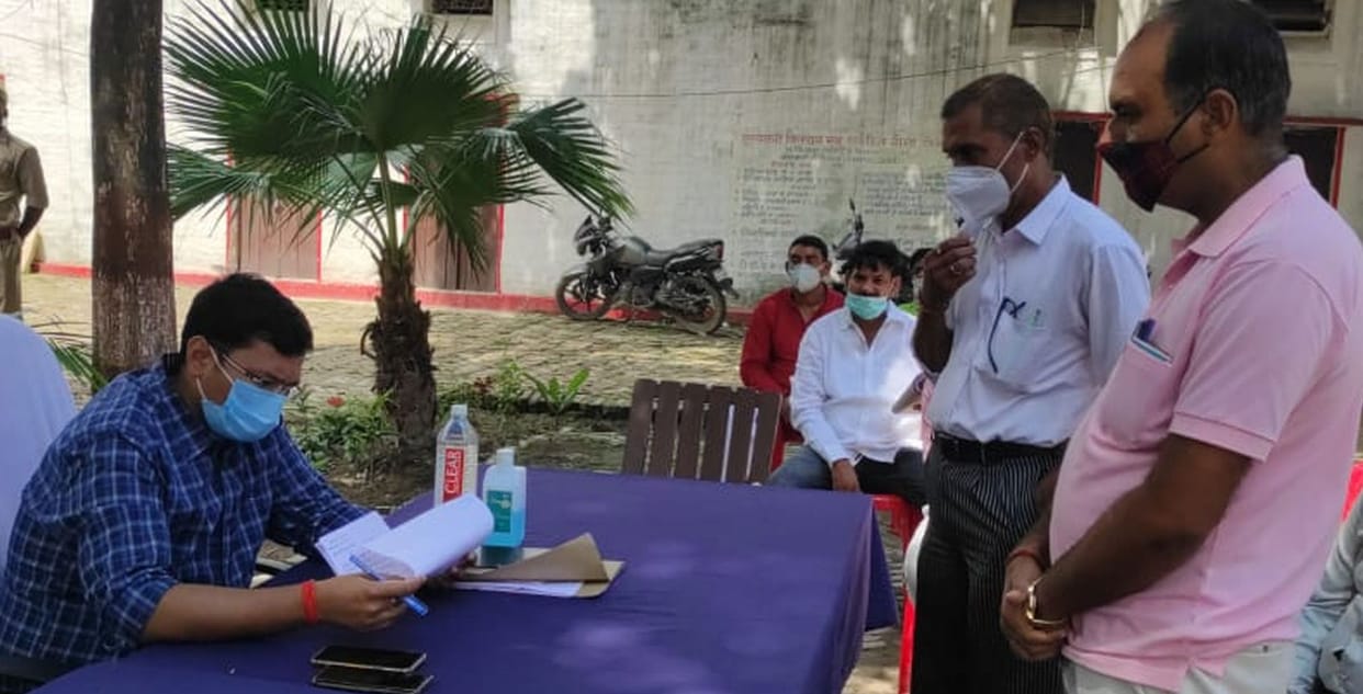 DM listen problems in gauriganj on thana diwas