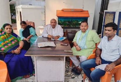 income tax department raids properties of jaunpur bjp leader and liquor businessman om prakash jaiswal for continuous 58 hours found cash more than RS one crore