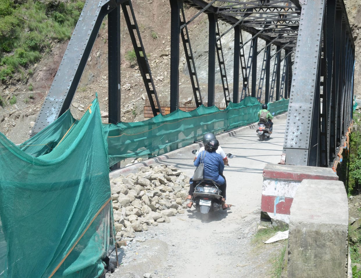 Bhimtal-Ranibagh road open for light vehicles