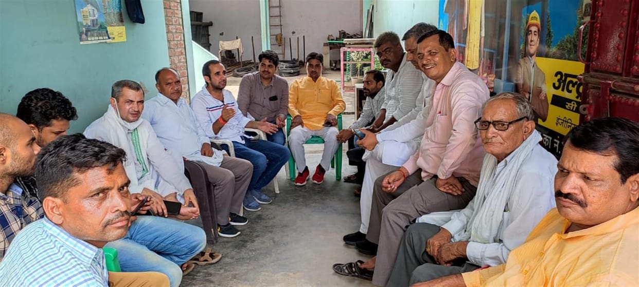 Hathras: RLD did public relations to make youth dialogue and worker's conference a success