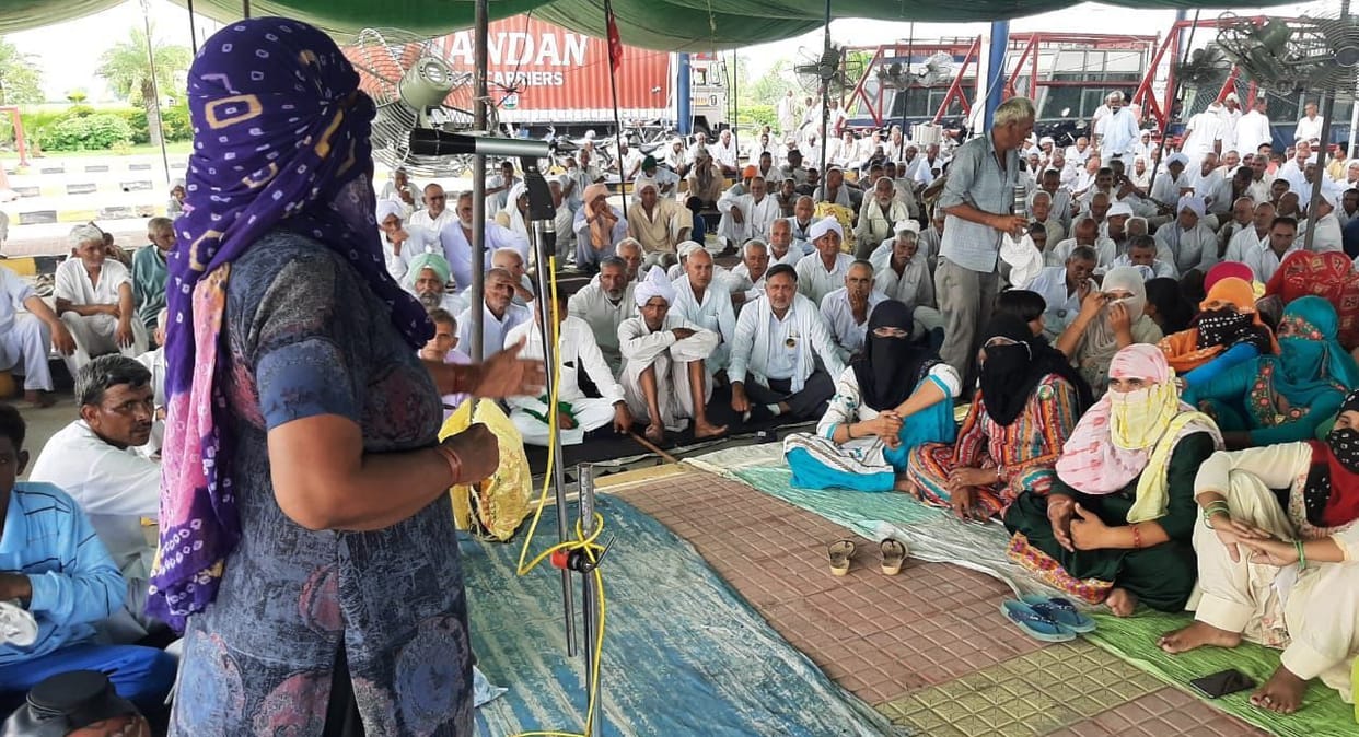 If BJP district president comes to SD school, farmers will protest