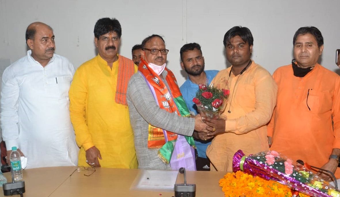 If the government has cheated the society, then I will resign from my post: Dr. Harit