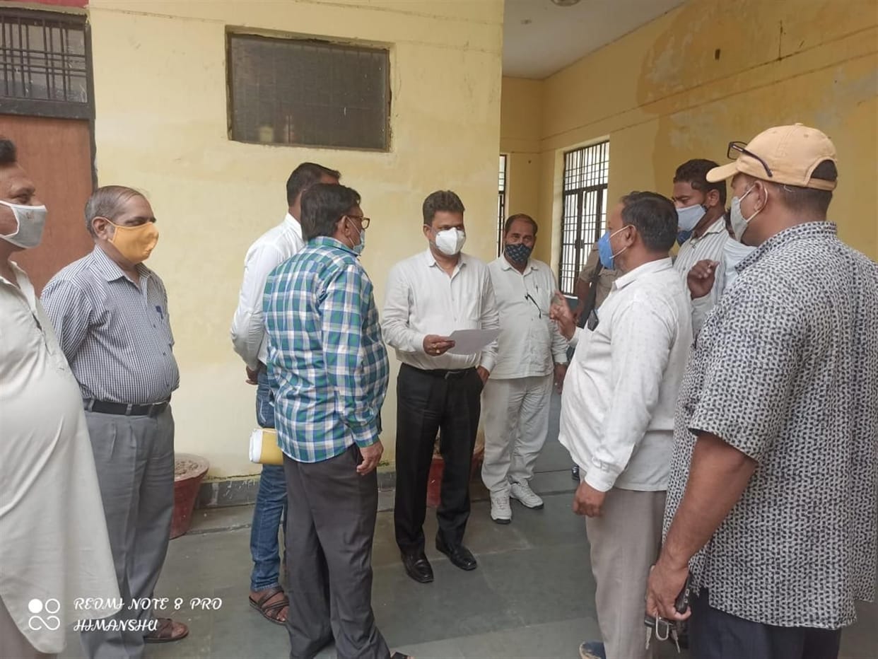 Hathras: Memorandum submitted against raids on media institutions