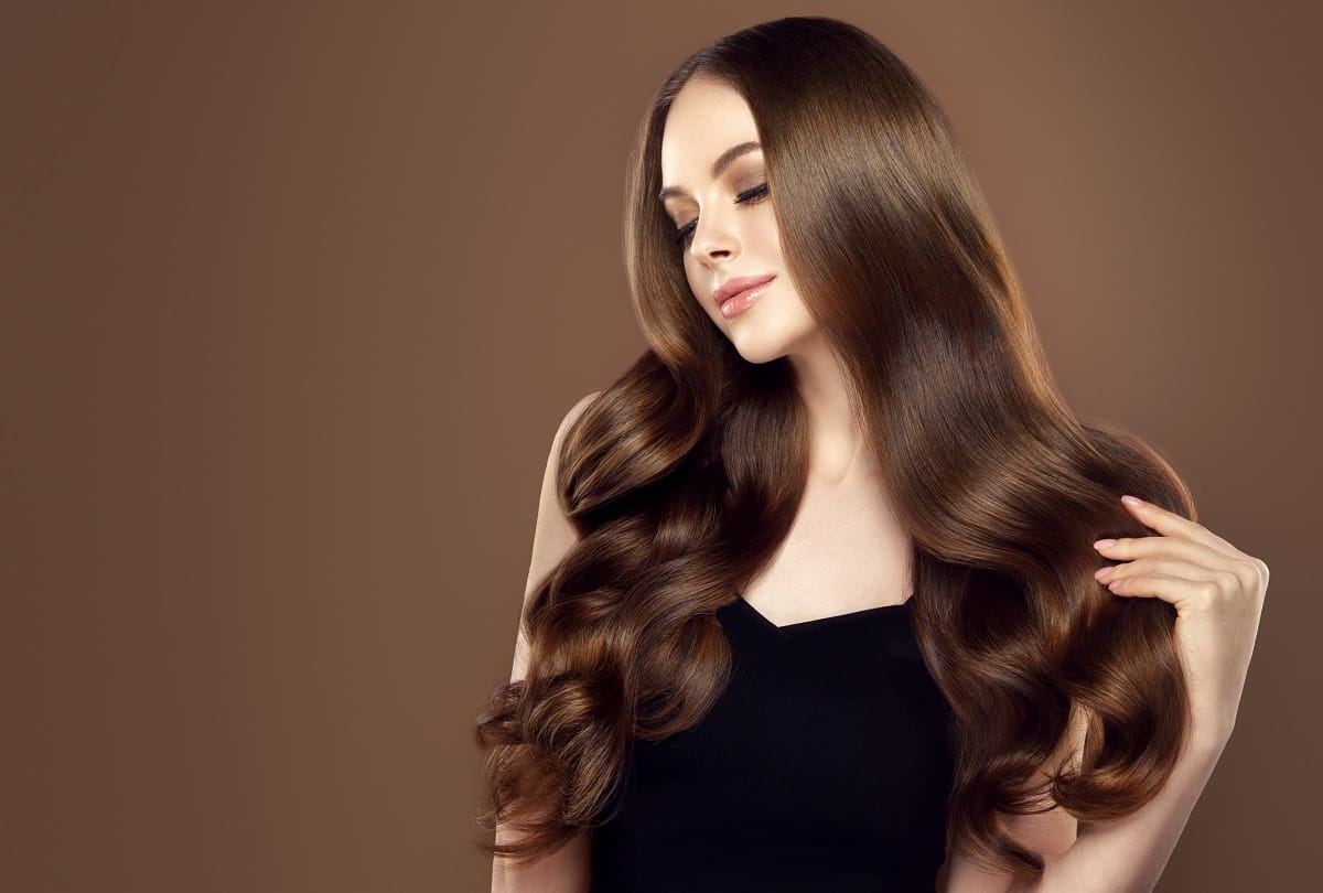 Wash your hair with these ways it will become thick and shiny