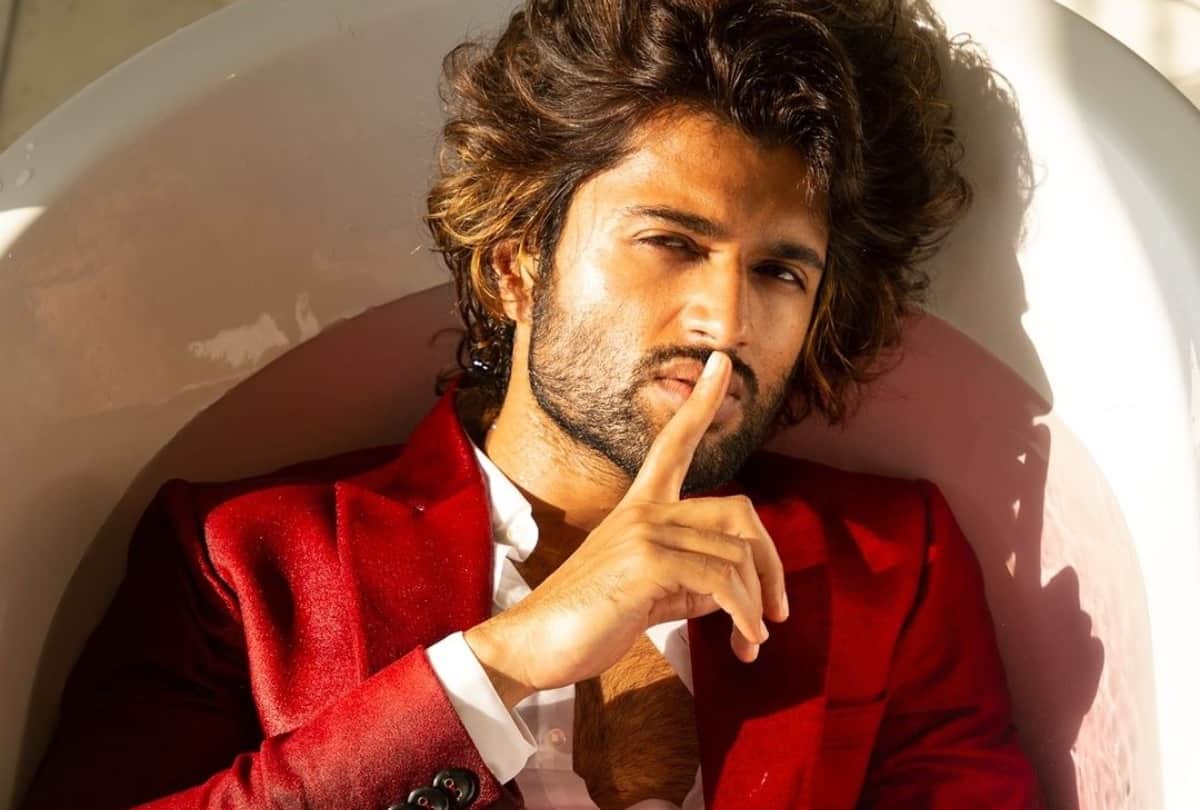 Liger: The first glimpse of the film that came out the audience was blown away after seeing the aggressive look of Vijay Deverakonda