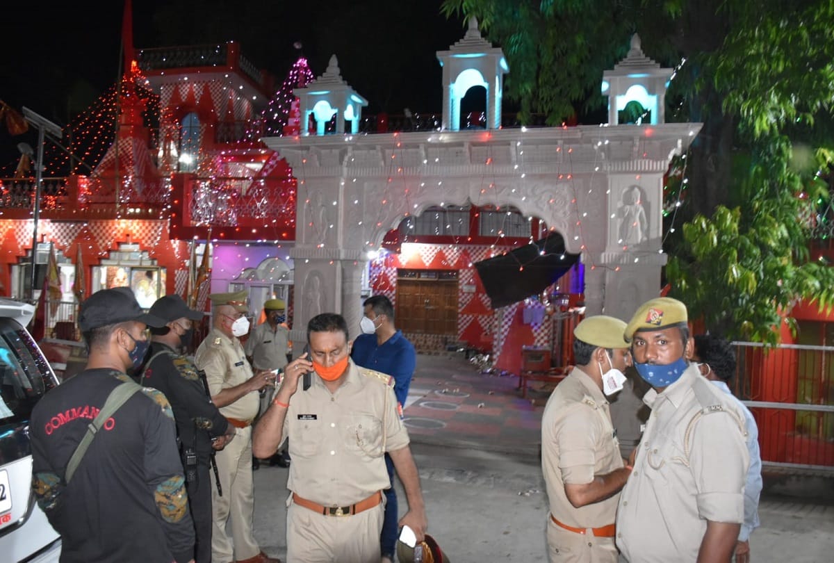 fake information about bomb near hanumangarhi police arrested caller