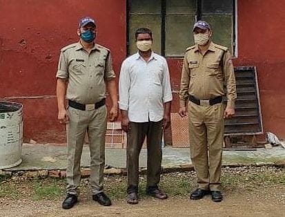 Scammer assistant divisional manager arrested