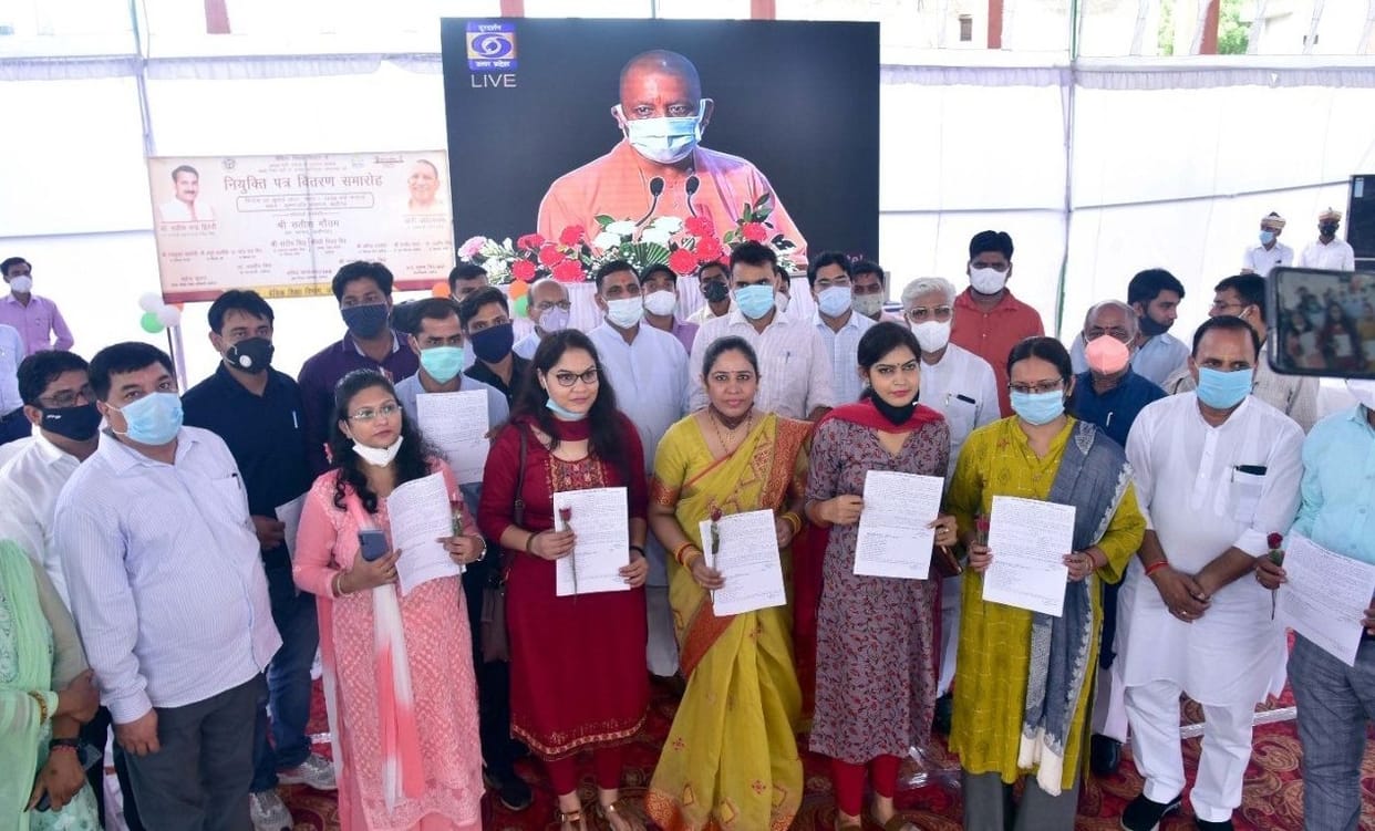 Newly teachers received appointment letter
