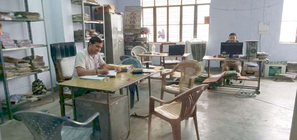 Not depositing the amount of 55 lakh returned on time became a suffocation