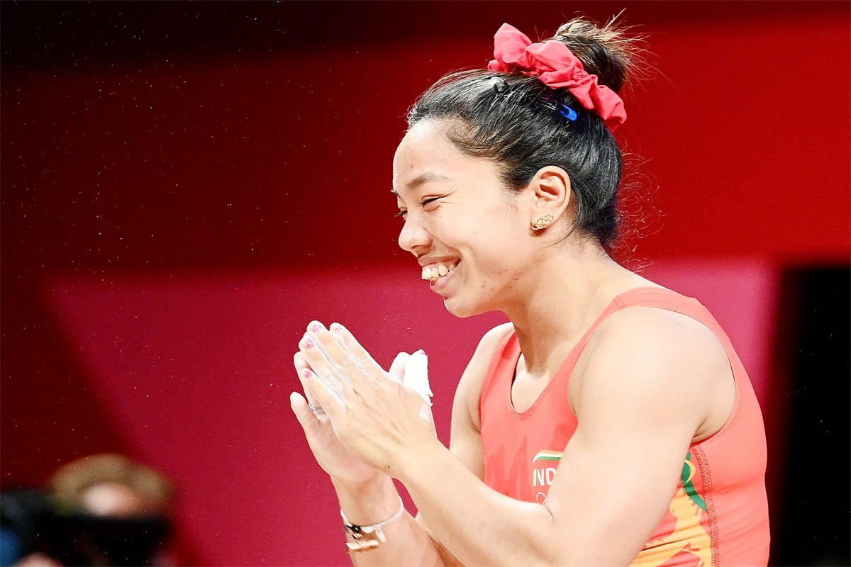 Tokyo Olympics Mirabai Chanu wore Olympics rings on her ears as she brought India silver medal