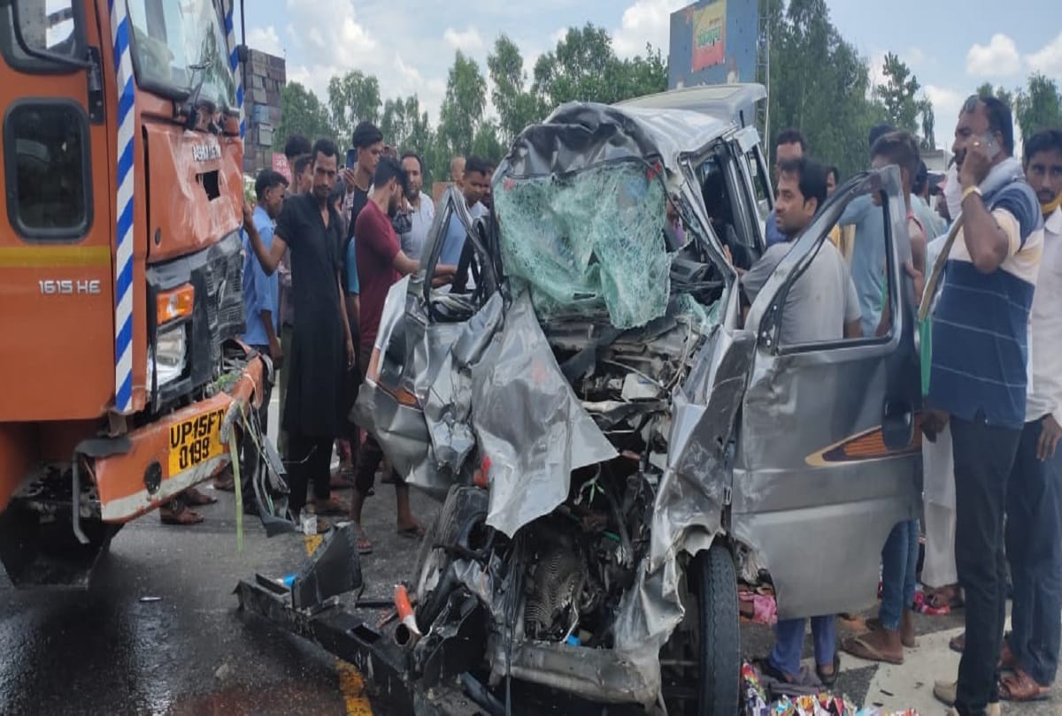 big road accident Canter and car collision in Rampur of uttar pradesh