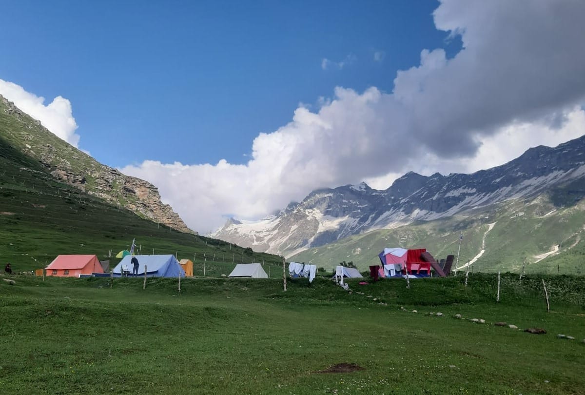 Tourist spot Pangi Valley Sural Bhatori snow covered mountains at 13 thousand feet height chamba Himachal Pradesh