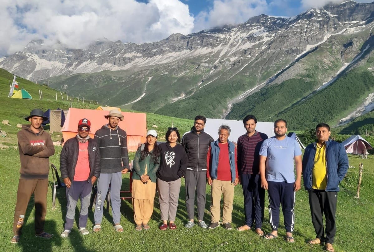 Tourist spot Pangi Valley Sural Bhatori snow covered mountains at 13 thousand feet height chamba Himachal Pradesh