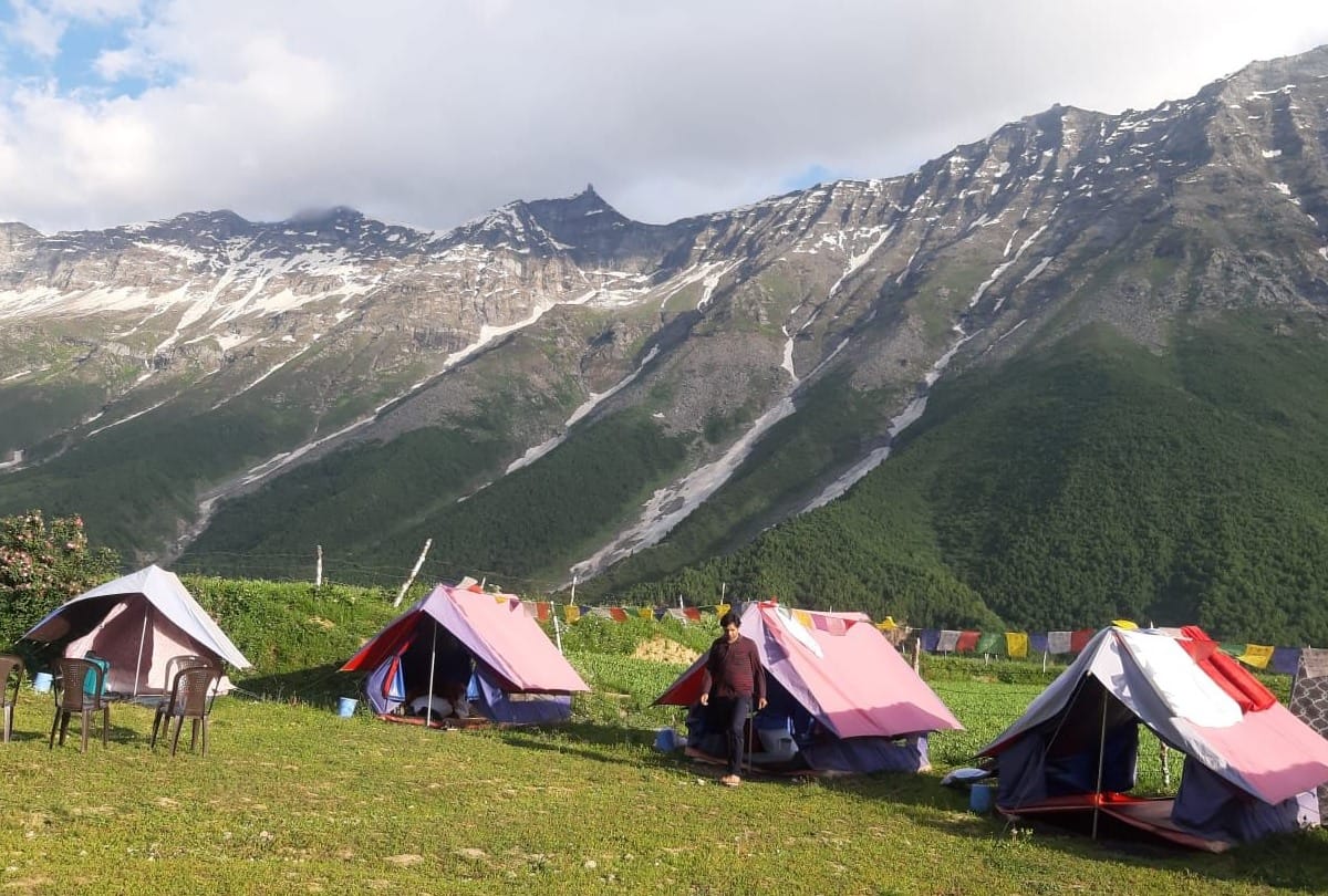 Tourist spot Pangi Valley Sural Bhatori snow covered mountains at 13 thousand feet height chamba Himachal Pradesh