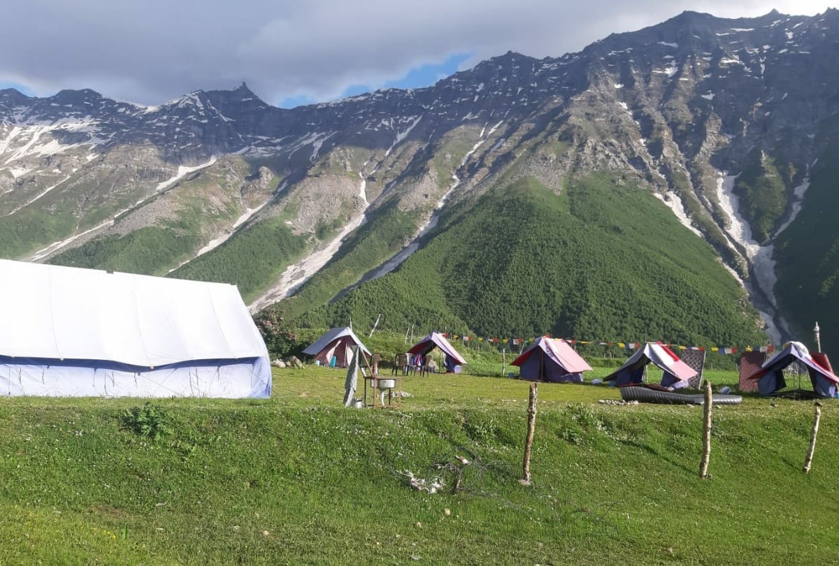 Tourist spot Pangi Valley Sural Bhatori snow covered mountains at 13 thousand feet height chamba Himachal Pradesh