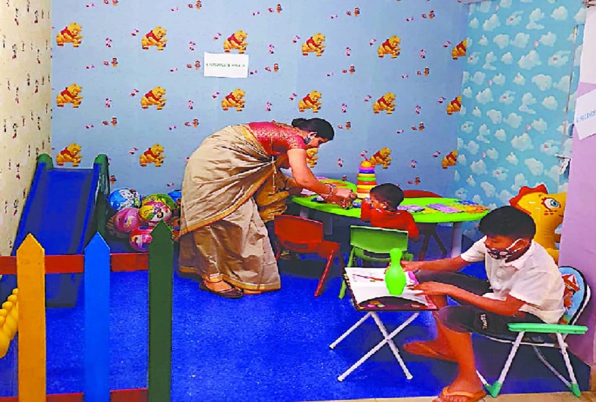Delhi Police made 11 police stations child friendly