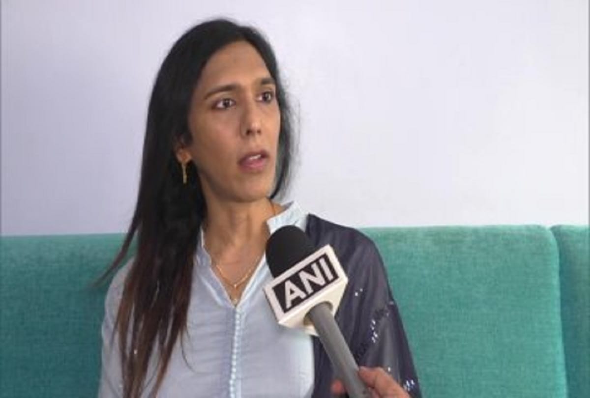 Alisha Patel a transwoman from Gujarat gets recognized by the State government