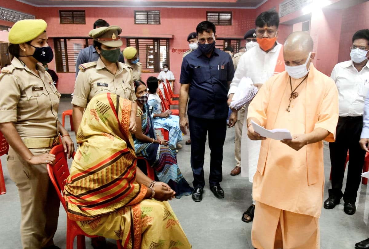 Cm Yogi Adityanath in Janta Darabar at Gorakhnath Temple Gorakhpur