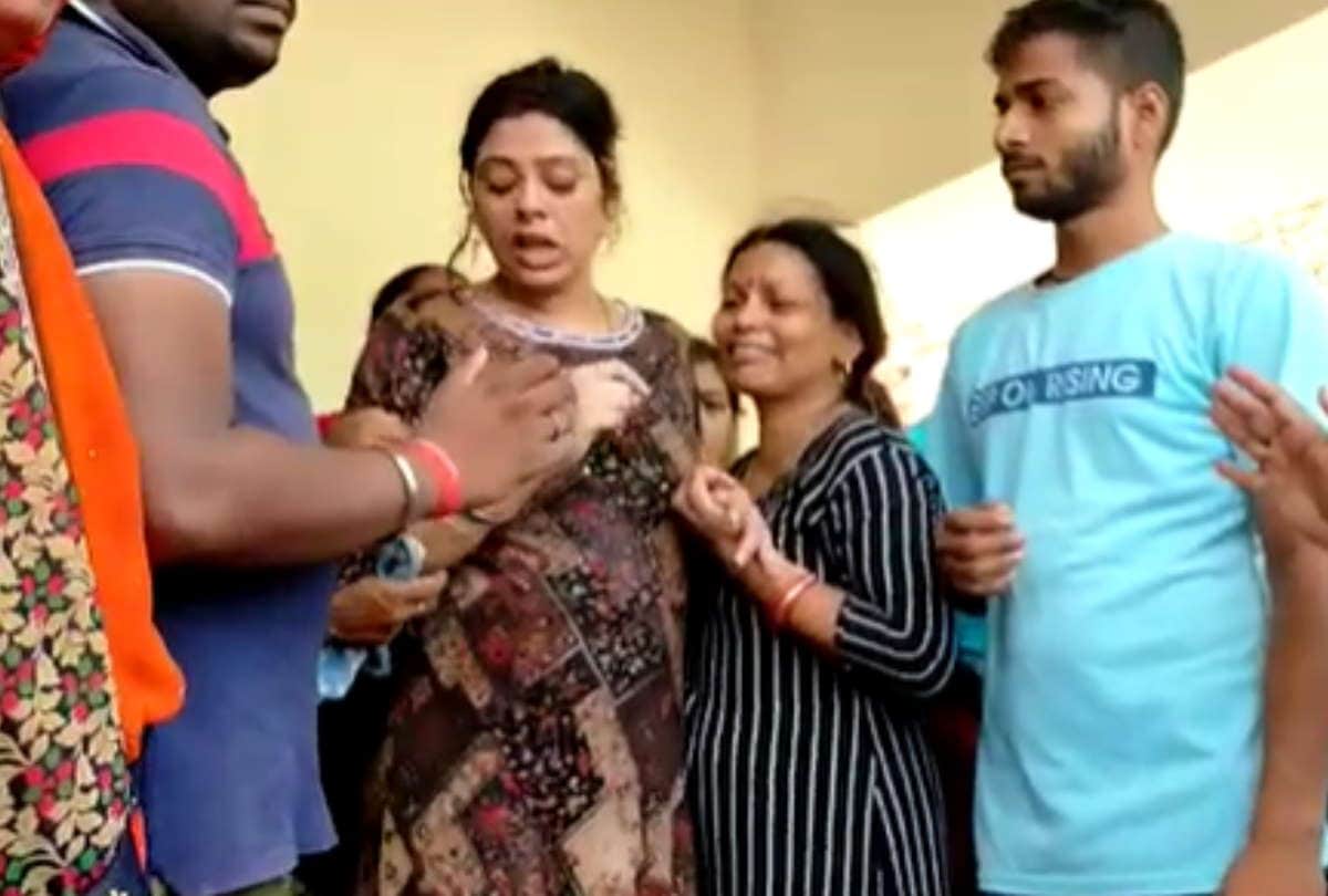 story gram panchayat secretary murder case inter caste marriage of secretary killing in gorakhpur