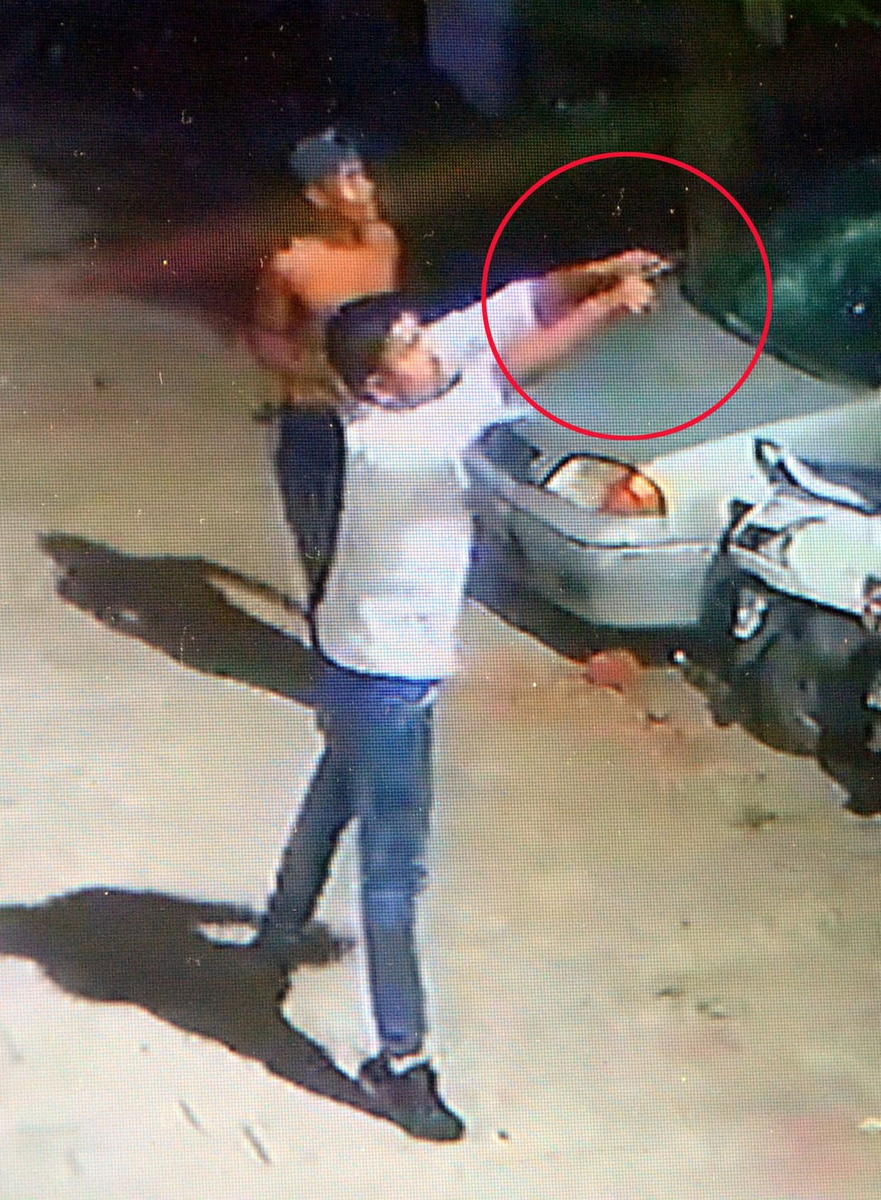 Bullying of miscreants in Indira Colony, attacked after entering the house of Divyang couple after firing