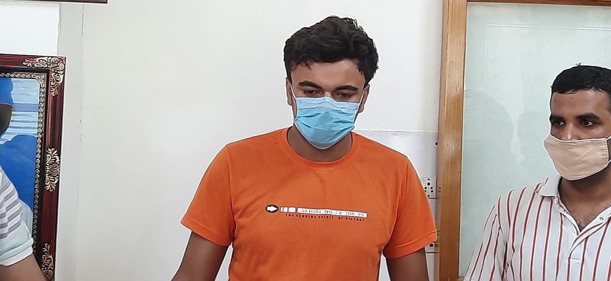 50 thousand rupees reward crook arrested for murder of school operator
