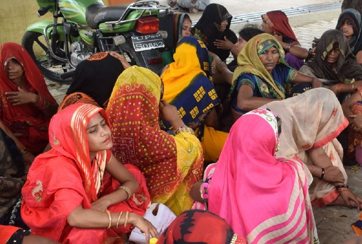 pregnant woman murder for dowry in Mainpuri