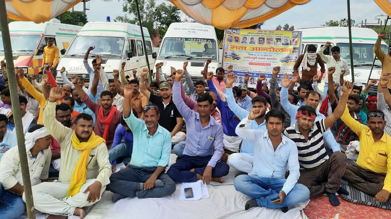 Ambulance workers protested by avoiding work