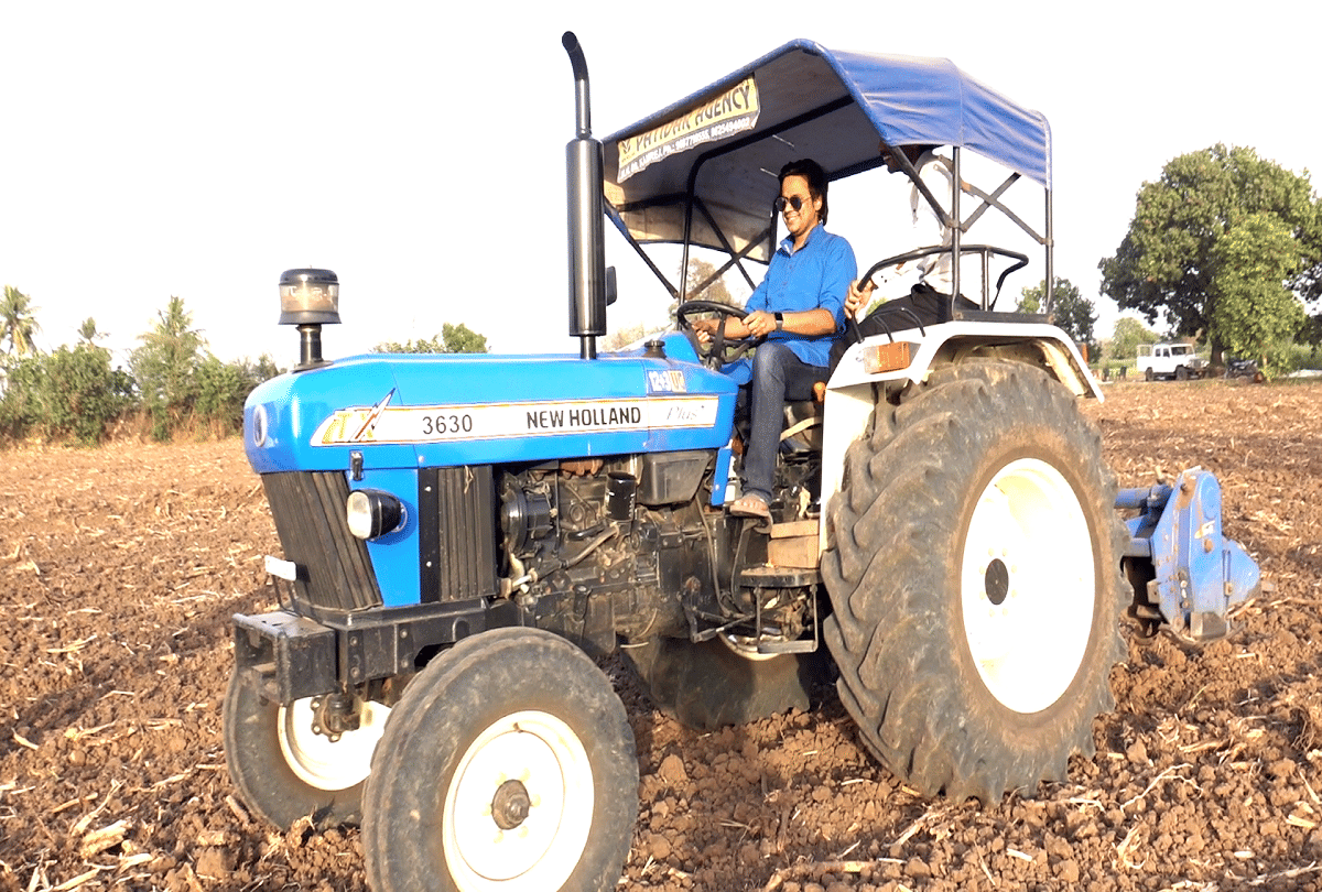RJ Raunak found interesting stories in the success of farmers baua walked towards the fields