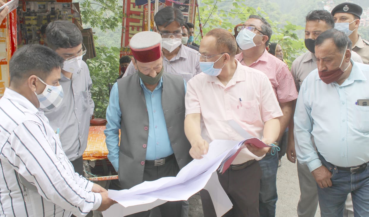 Vending zone will be built in Kasakada at a cost of 3.5 crores,Sadar MLA inspected, Public Works Department officials gave information, 100 to 120 shops will be built in the first phase, formalities will be completed soon
