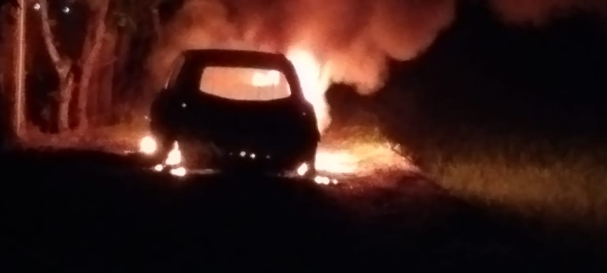 The moving car became a ball of fire, the rider got scorched