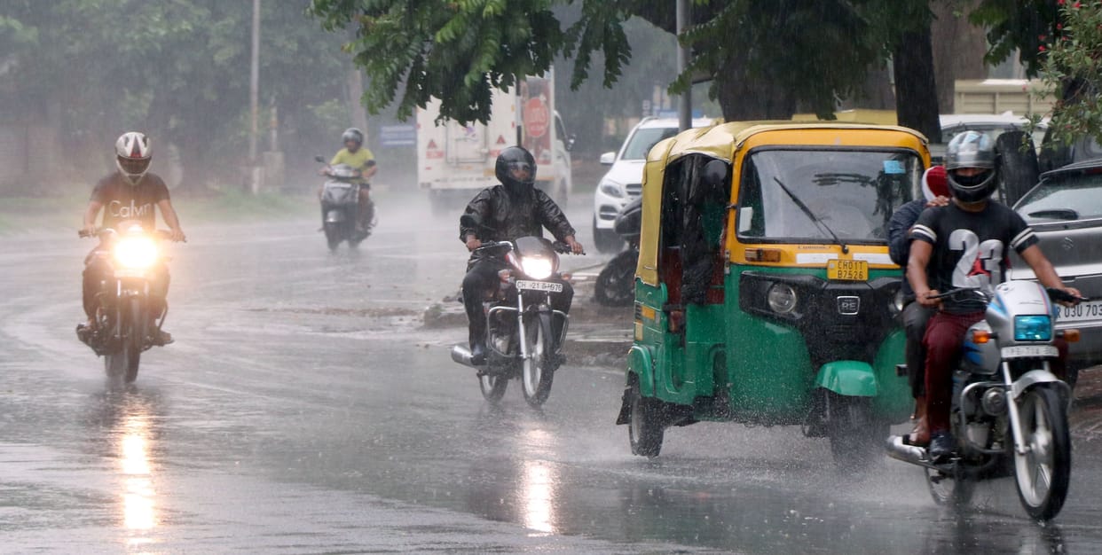 Humidity disturbed throughout the day, rain gave relief in the evening