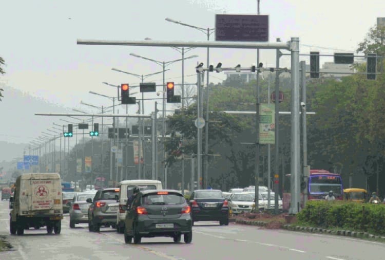 Violators of Traffic Rules are being monitored with Smart Cameras in Chandigarh