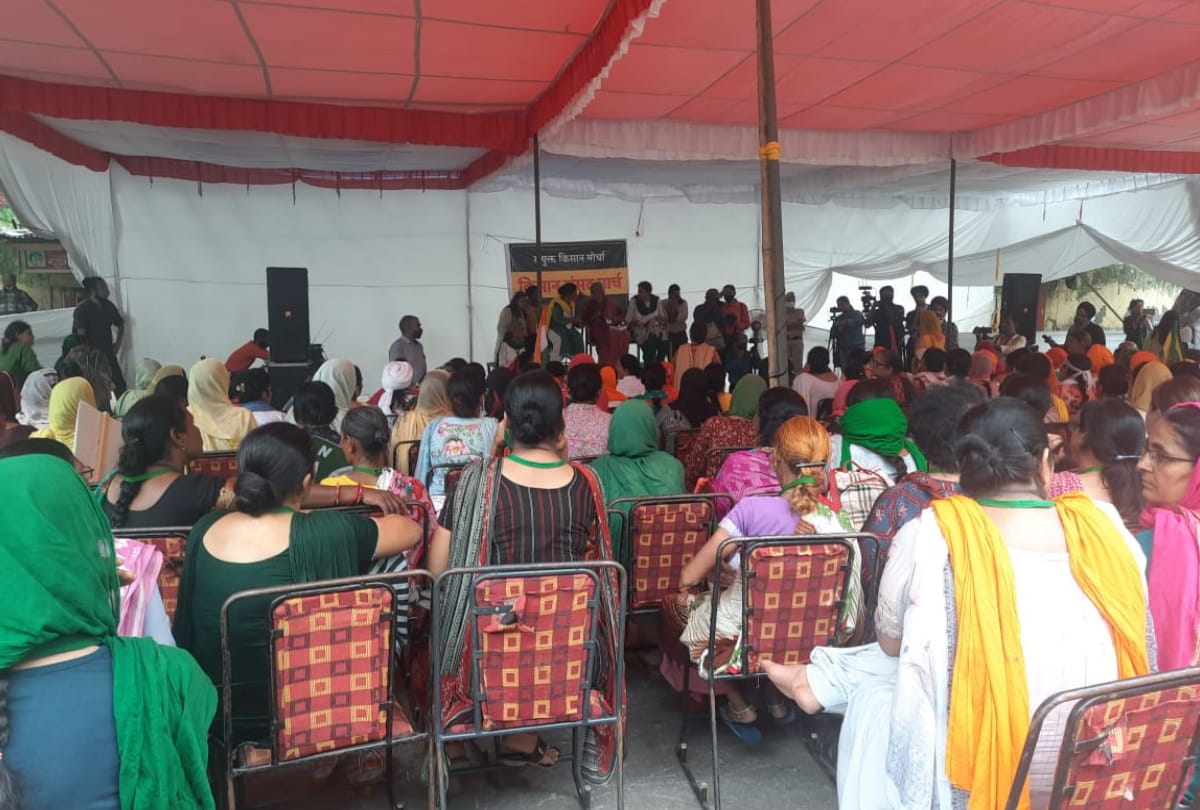 Kisan Andolan Delhi: Farmers Parliament at Jantar Mantar will operate by Women, 100-100 Protesters from Punjab and Other States will Join