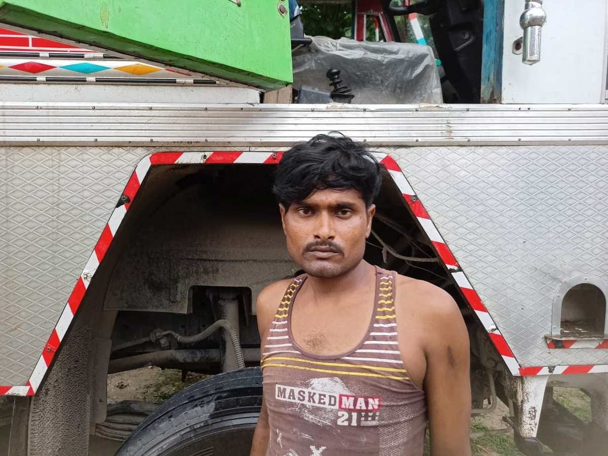 prize criminal arrested in police encounter in jaunpur