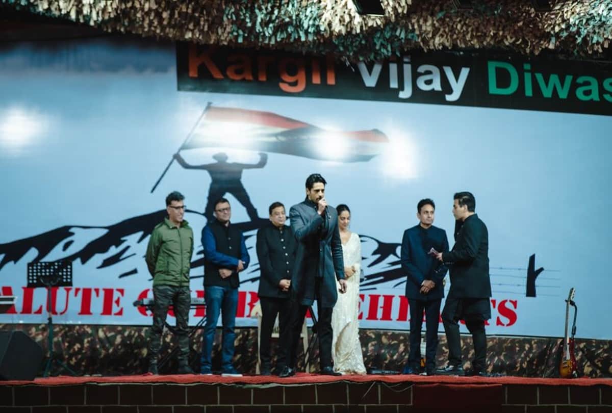Sidharth malhotra kiara advani and karan johar in Kargil launch the trailer of Shershaah in collaboration with Indian army