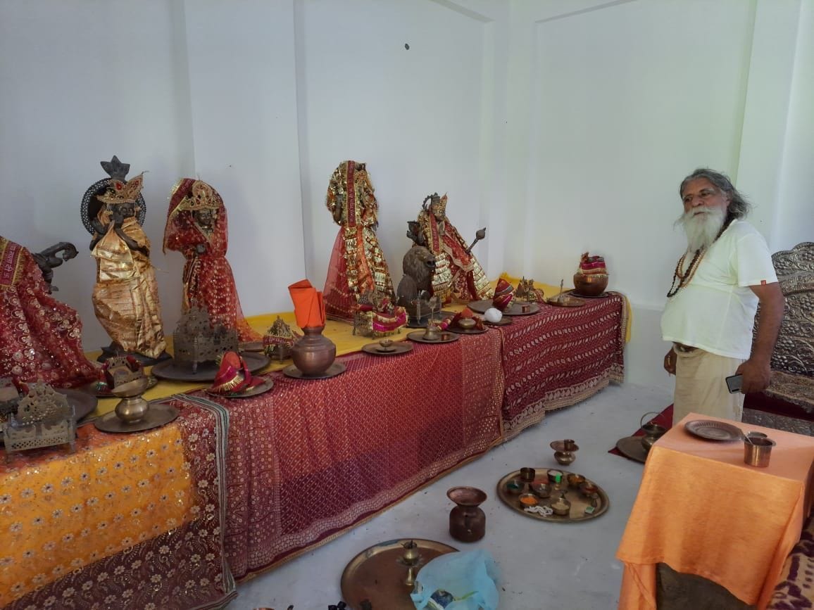 statue stolen of radhapeeth