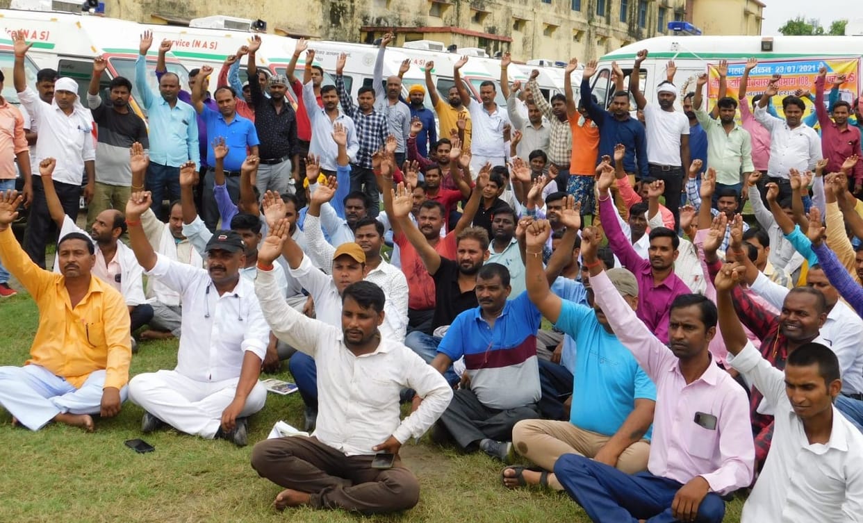 ambulance worker protest