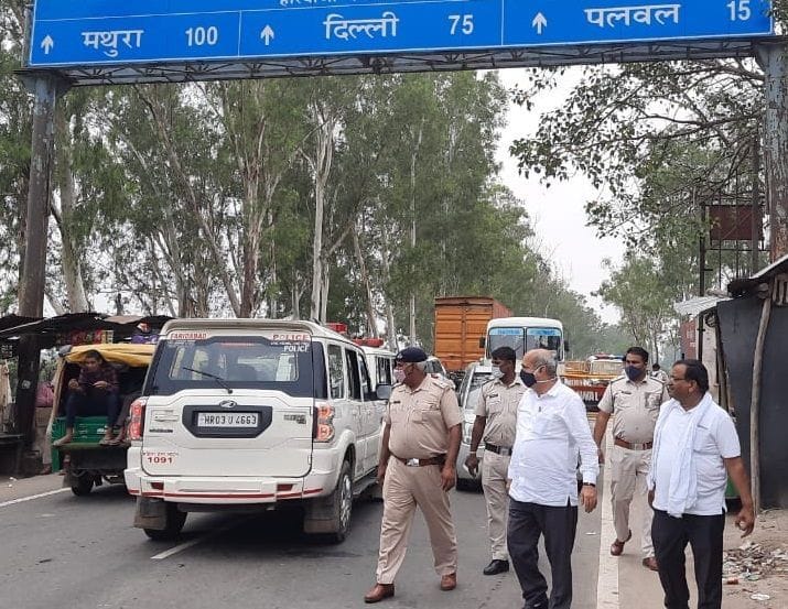 Minister got illegal vehicles removed from Palwal-Aligarh road