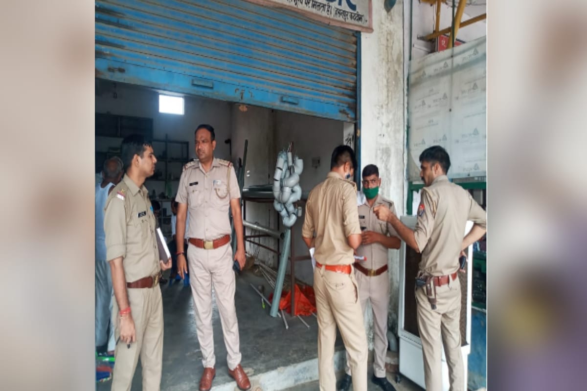 loot in Meerut:  Fifteen lakh looted by taking businessman to gun point near police post in Meerut