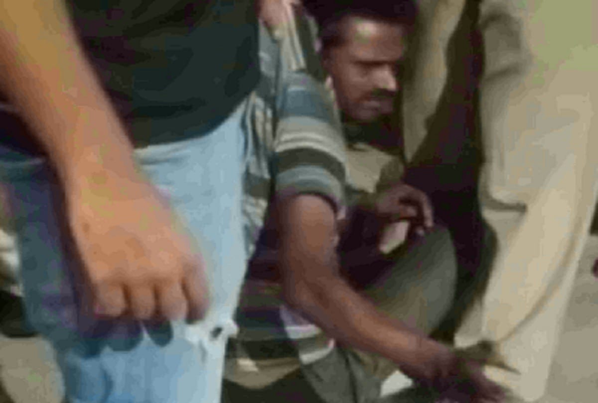 Woman stabbed to death in Anand Vihar of delhi