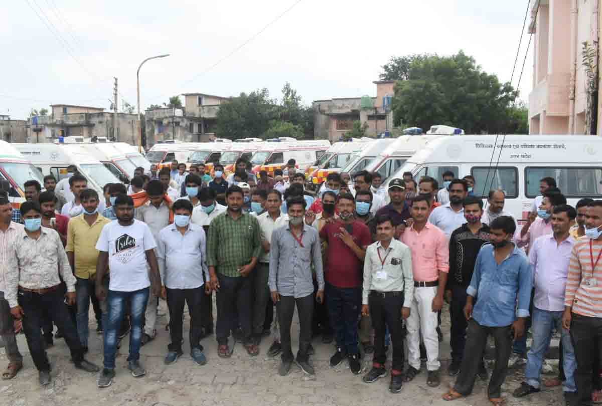 UP: Ambulance workers strike in Unnao and Banda, patients are facing problems