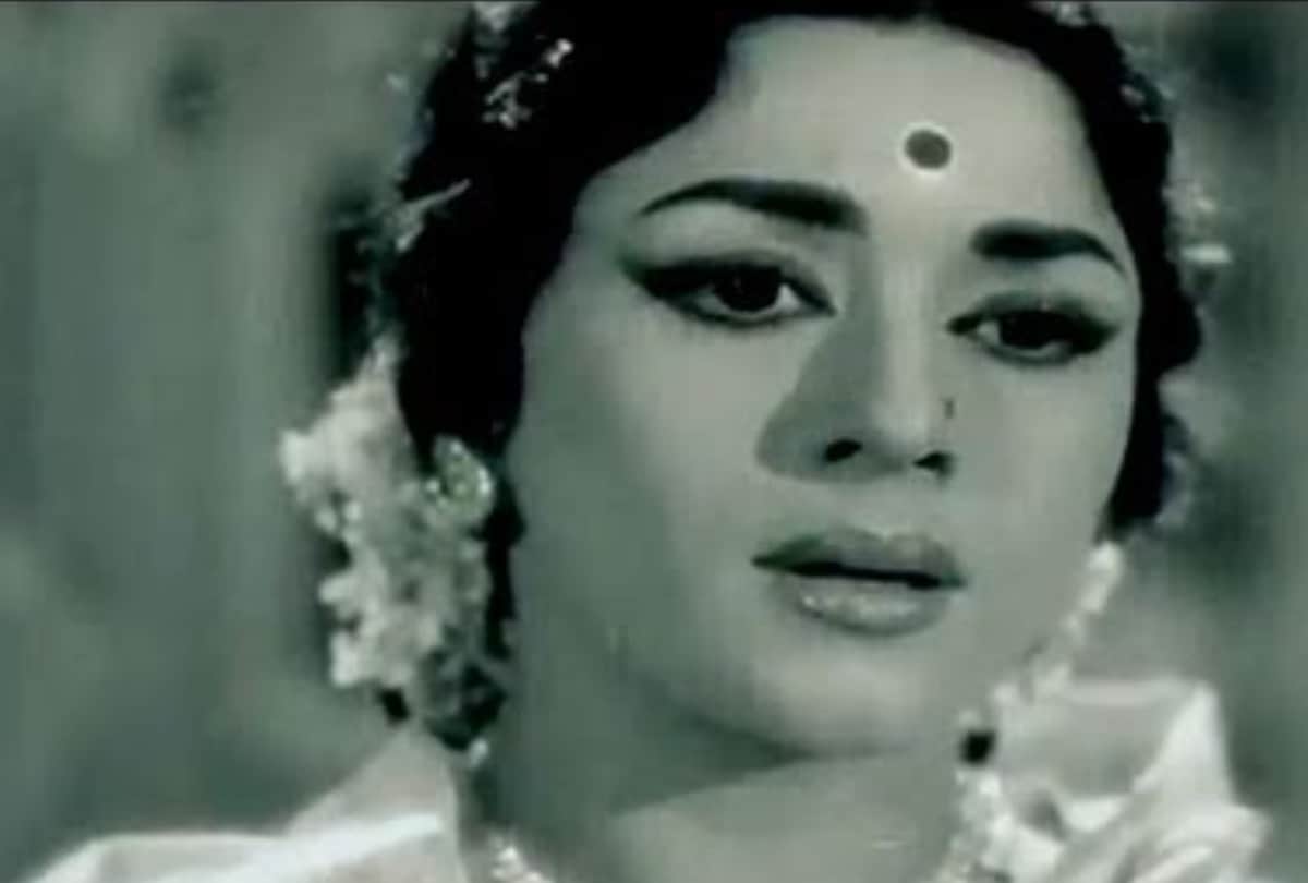 Lalita pawar from playing bold roles to evil mother in law on screen know interesting facts about legendary actress