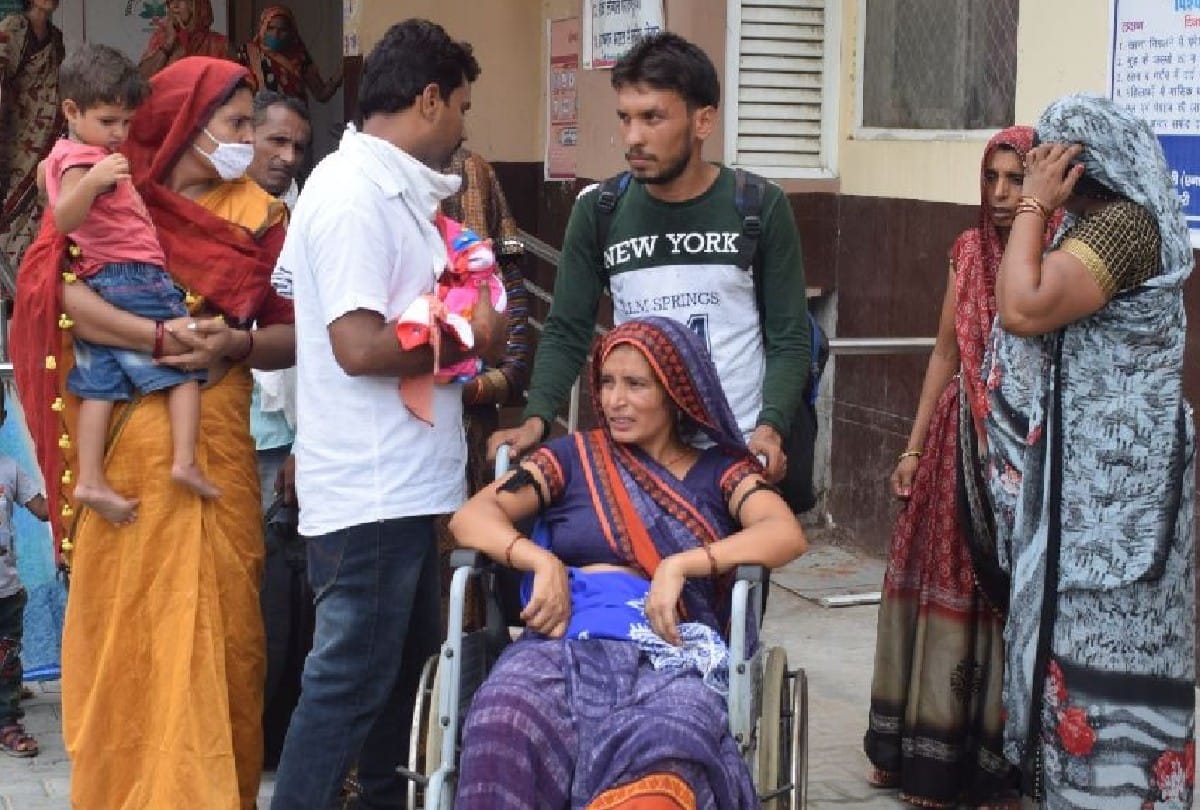 newborn baby dies due not getting ambulance due to strike in mainpuri