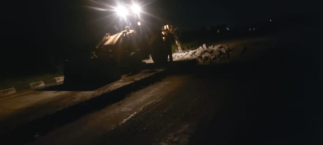 Broken road on the bypass, repairs continued overnight