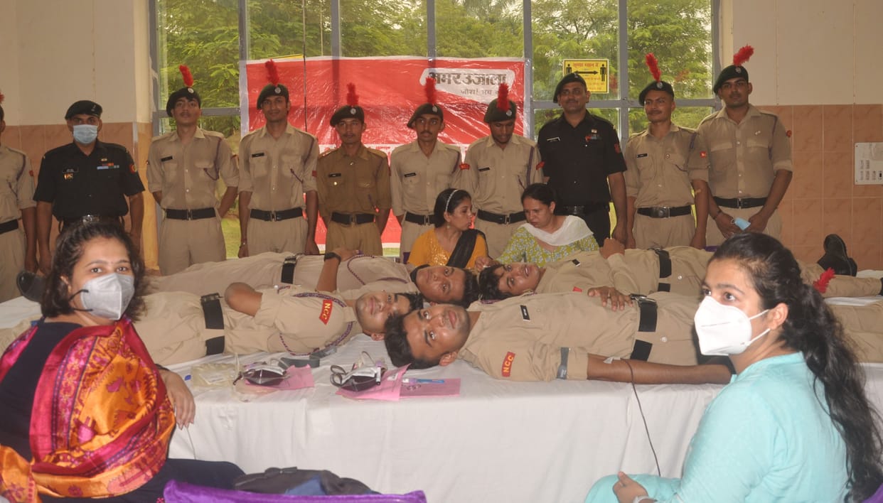 NCC cadets pay tribute to Kargil martyrs by donating blood